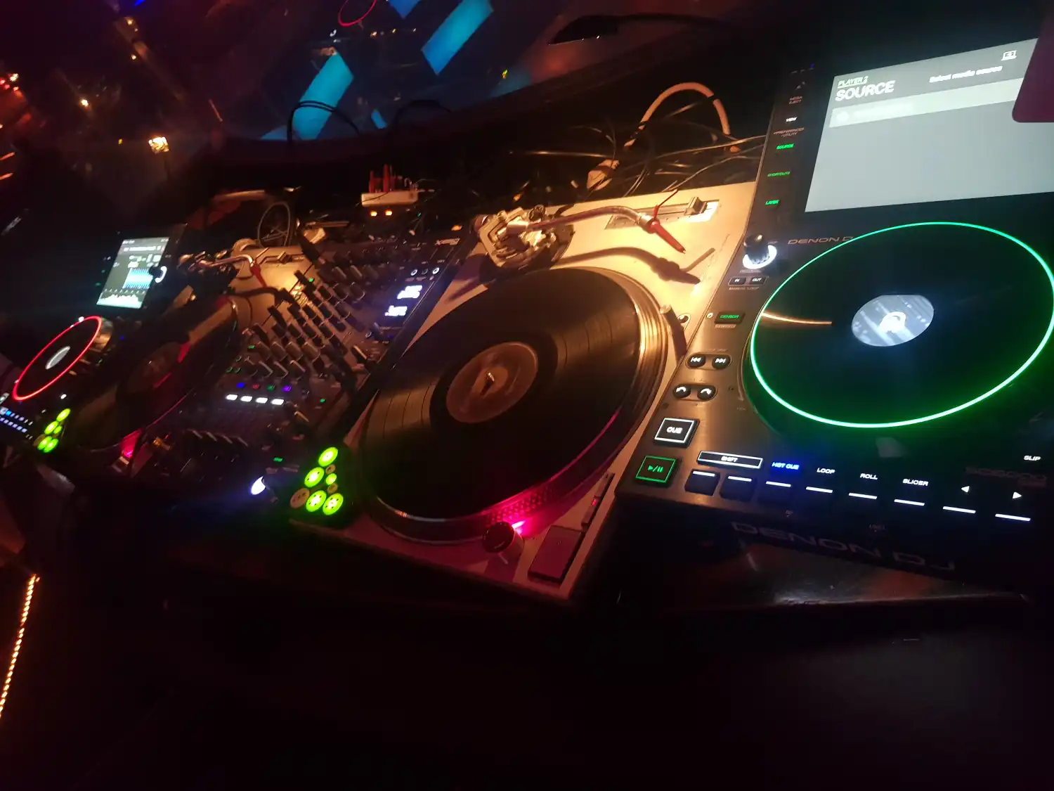 DJ Tesla Musik-Setup